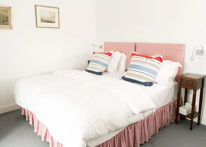 Tigin An Bear Boutique * Dingle